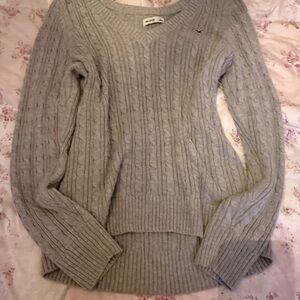Hollister Light Gray V-Neck Cable Knit Sweater